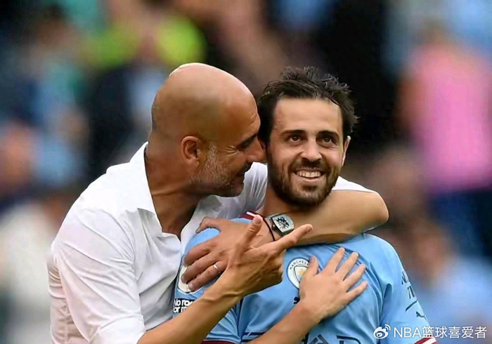 2026世界杯直播-瓜帅“心头肉”B席今夏自由身离队？曼城这步棋我看不懂！|瓜迪奥拉|埃尔林-哈兰德|巴塞罗那|阿奎罗|巴萨_新浪体育_新浪新闻